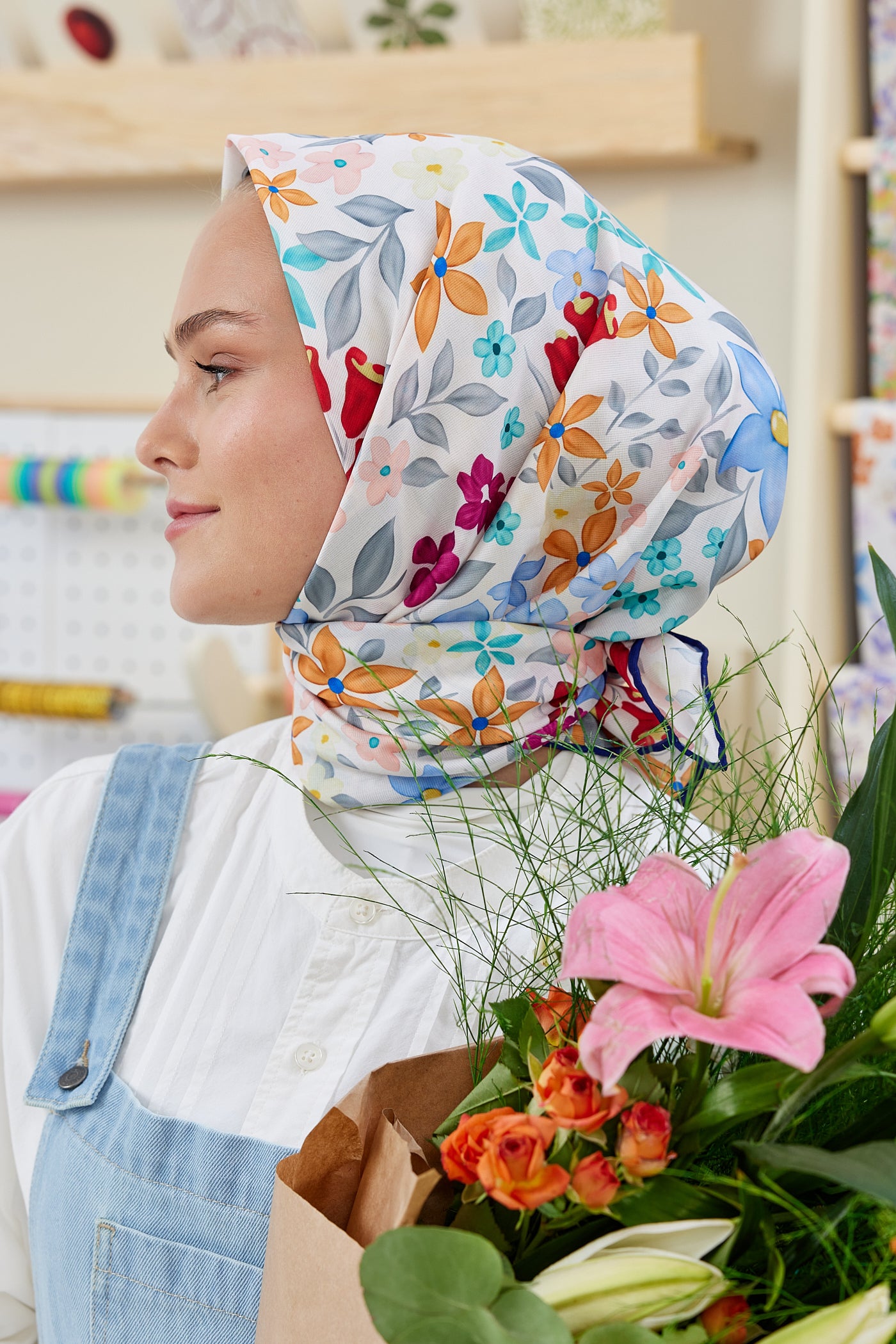 Tesettür Giyim - Pro Line Florie Desen Eşarp - Beyaz - Lacivert - Emproyal