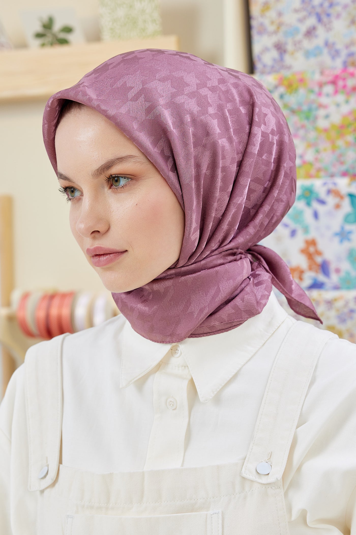 Tesettür Giyim - Jakar Janjan Kazayağı Desen Eşarp - Gül Kurusu - Emproyal