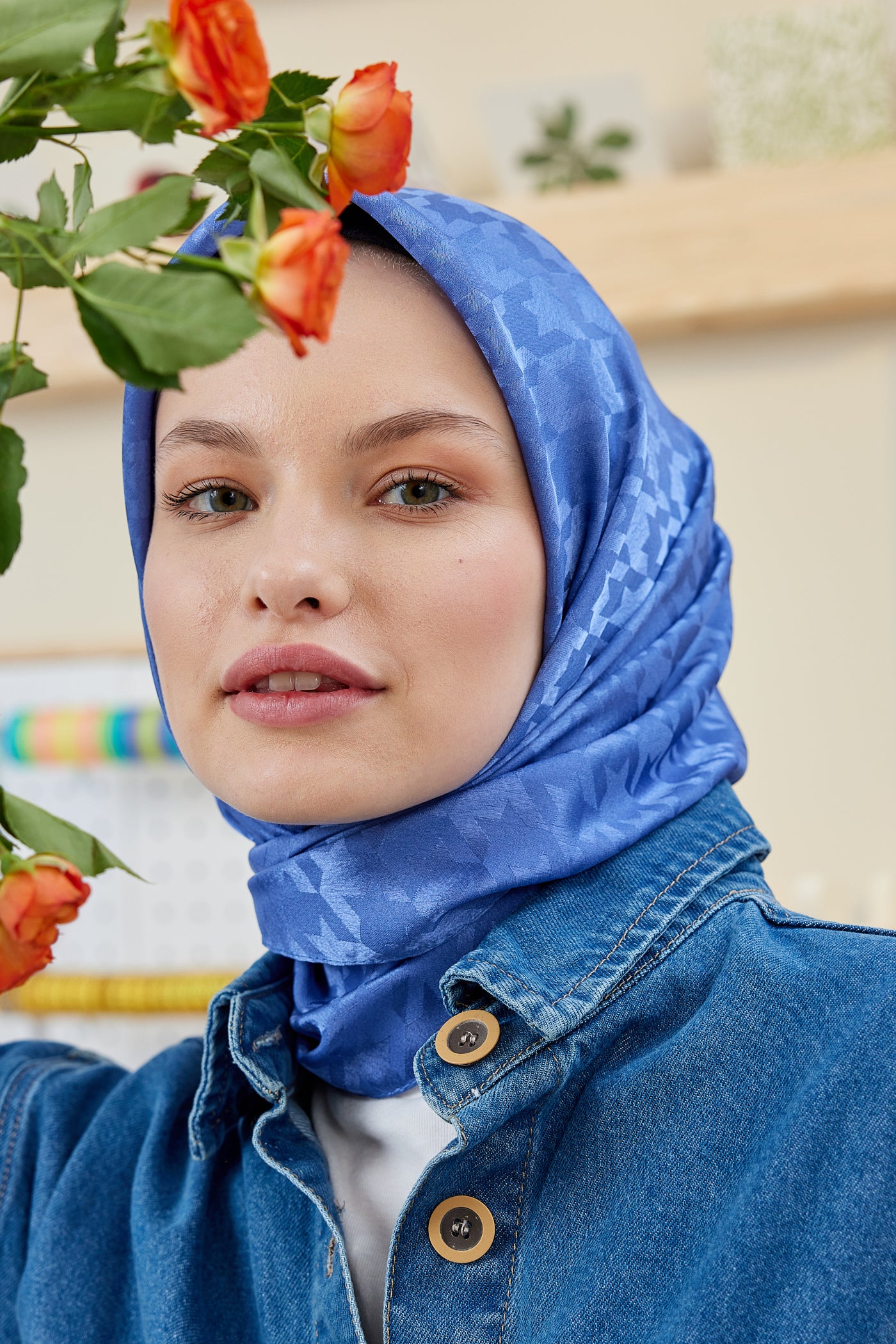 Tesettür Giyim - Jakar Janjan Kazayağı Desen Eşarp - İndigo - Emproyal