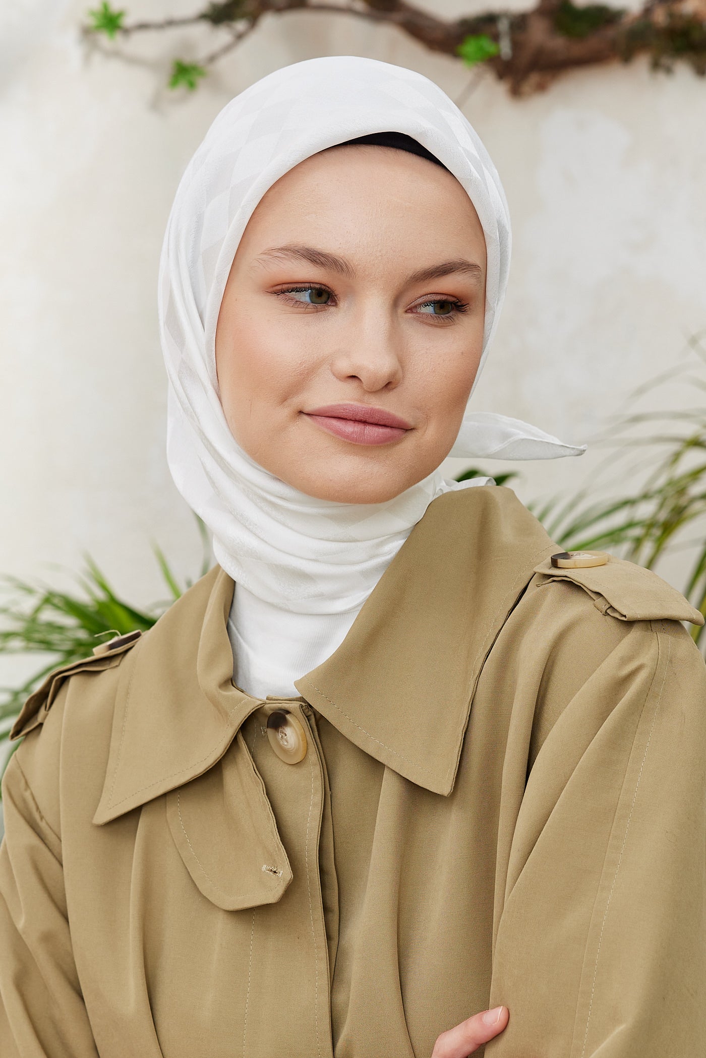 Tesettür Giyim - Jakar Janjan Dama Desen Eşarp - Beyaz - Emproyal