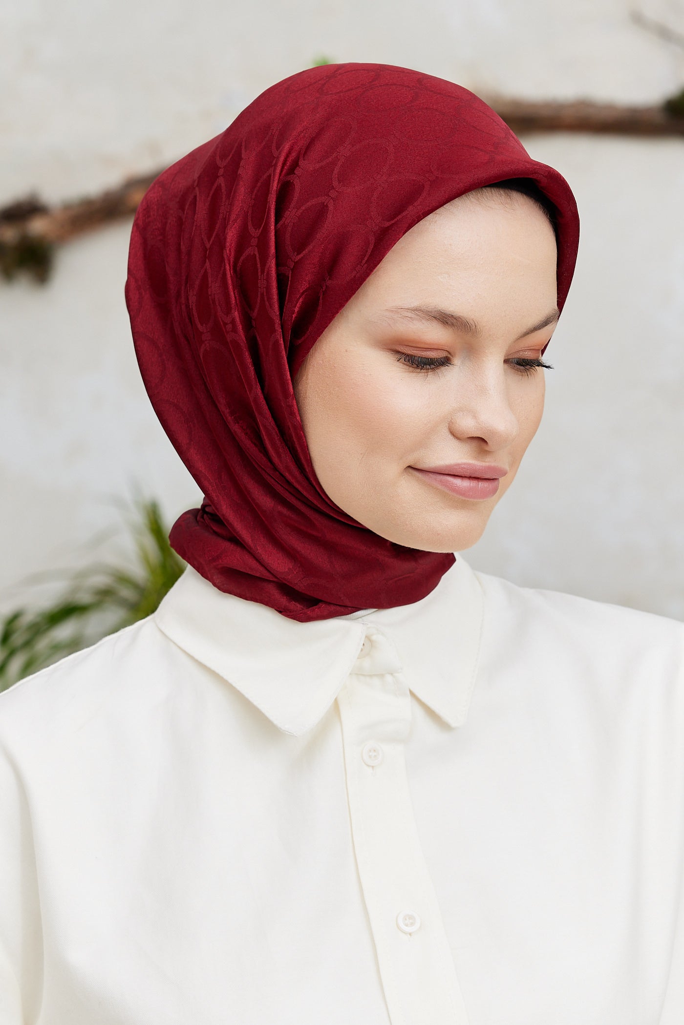 Tesettür Giyim - Jakar Janjan Halka Desen Eşarp - Bordo - Emproyal