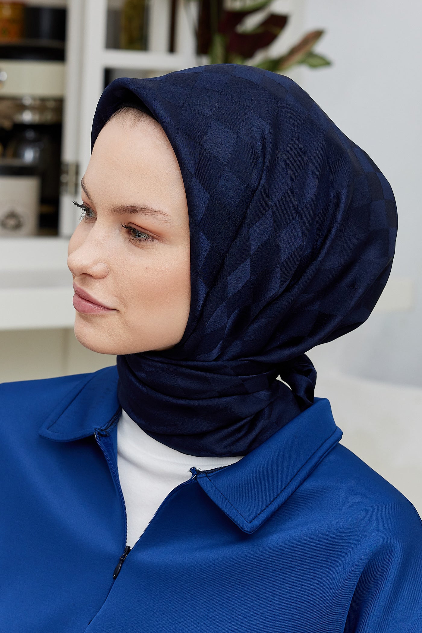 Tesettür Giyim - Jakar Janjan Dama Desen Eşarp - Lacivert - Emproyal