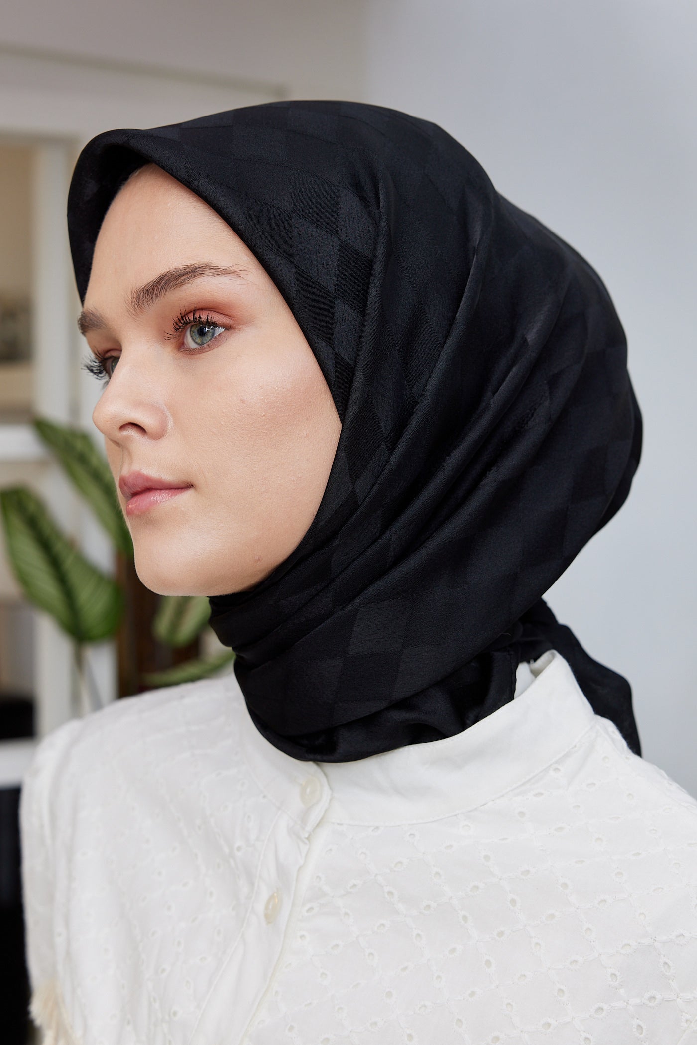 Tesettür Giyim - Jakar Janjan Dama Desen Eşarp - Siyah - Emproyal