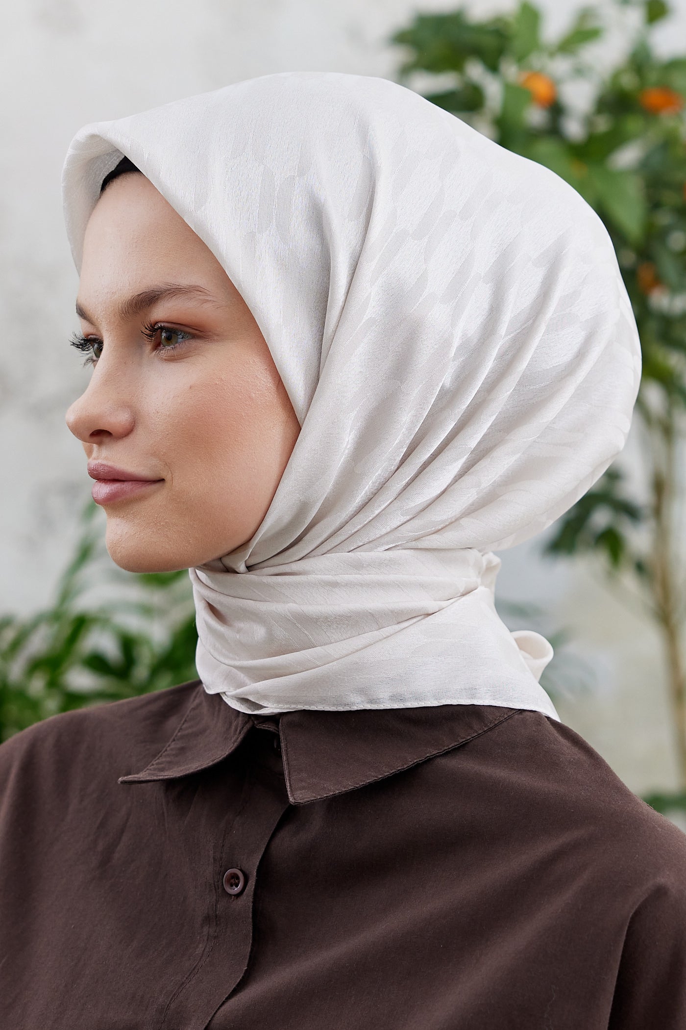 Tesettür Giyim - Jakar Janjan Zincir Desen Eşarp - Taş - Emproyal