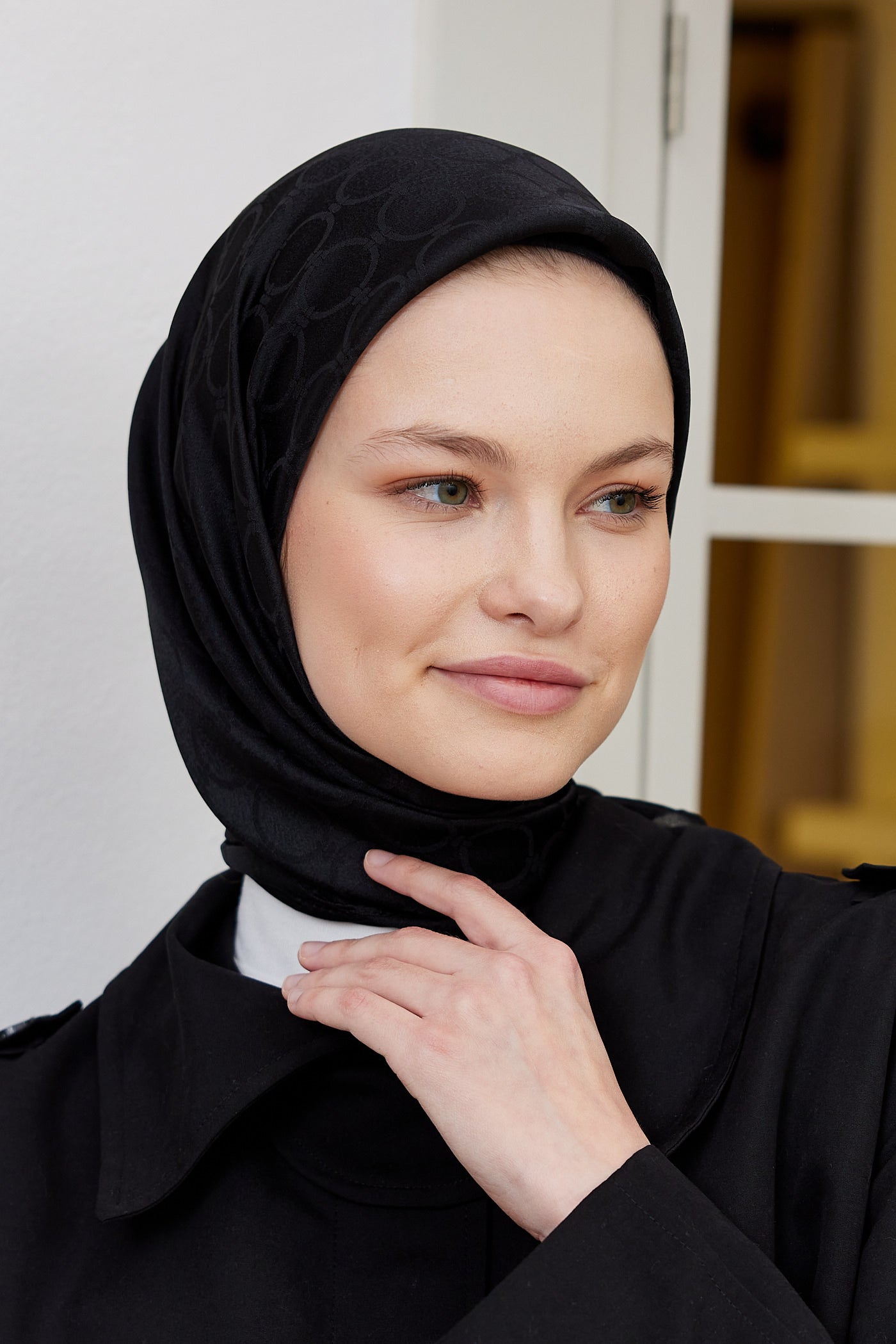 Tesettür Giyim - Jakar Janjan Halka Desen Eşarp - Siyah - Emproyal