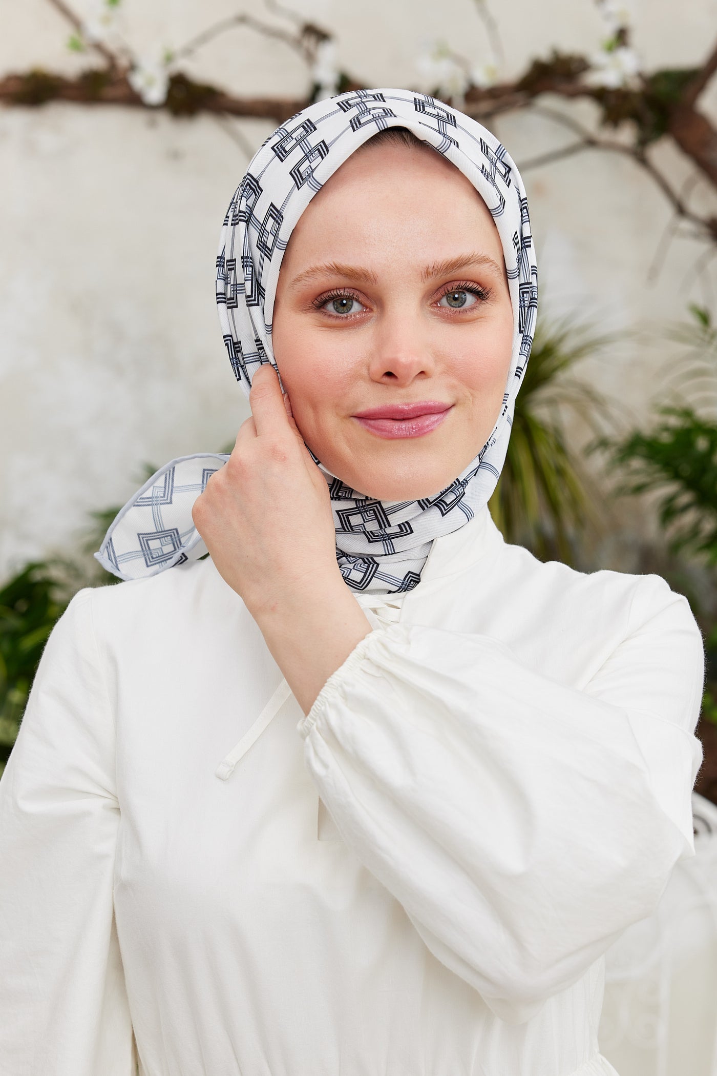 Tesettür Giyim - Pro Line Clara Desen Eşarp - Gri - Beyaz - Emproyal