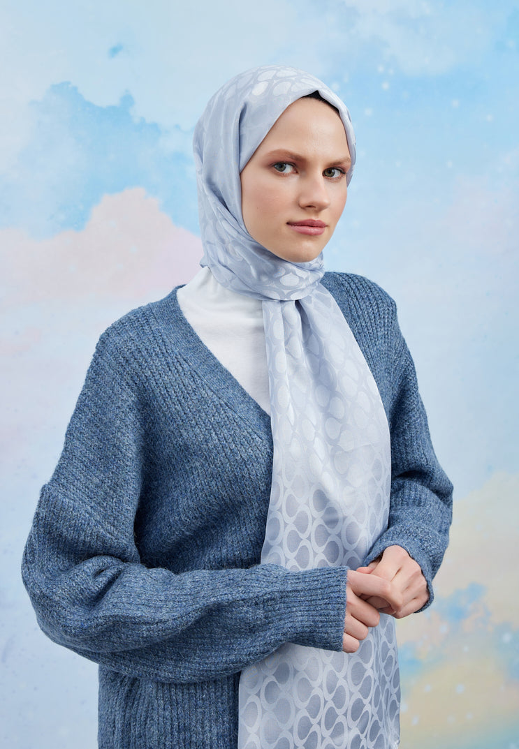 Tesettür Giyim - Jakar Janjan Bloom Desen Şal - Gümüş - Emproyal